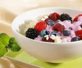 Milchreis mit Beeren
