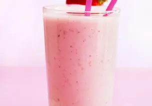 Erdbeer-Lassi
