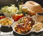Hähnchen „Provence“ mit Salat