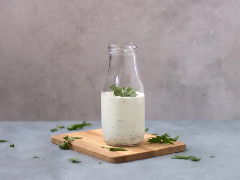 Joghurt, Dressing, Salat, Kräuter