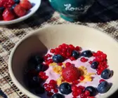 Beeren-Knusper-Müsli