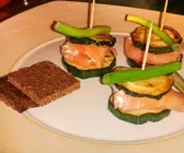 Lachs-Zucchini-Spießchen