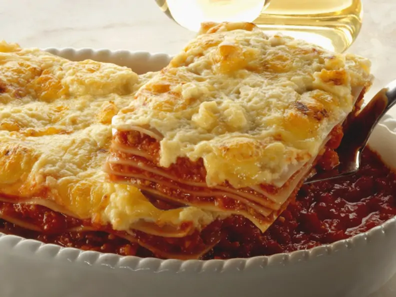 Vegetarische Lasagne mit gegrilltem Gemüse