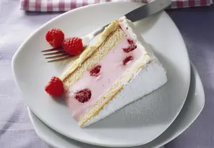 Joghurttorte mit Himbeeren