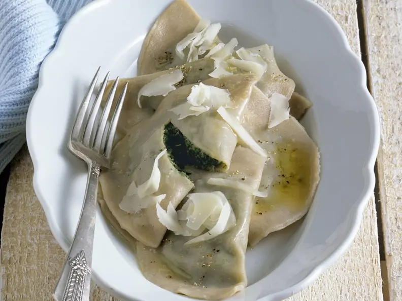 vegetarische Ravioli mit Spinatfüllung
