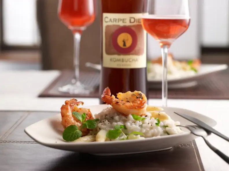 Weißes Spargelrisotto mit Riesengarnelen