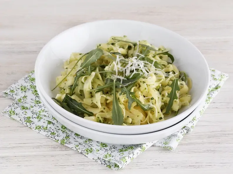 Maispasta mit Raukepesto