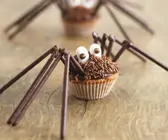 Spinnen-Muffins für Halloween