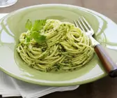 Pasta mit Petersilien-Pesto
