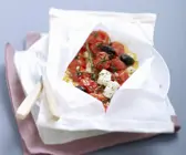 Geschmorte Tomaten mit Feta und Oliven
