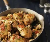 Hähnchenpfanne mit Tomaten und Champignons