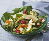 Fruchtiger Salat mit Roquefort