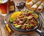 Rindfleischpfanne auf Mexikanische Art (Fajita)