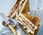 Hähnchenbrust-Sandwich