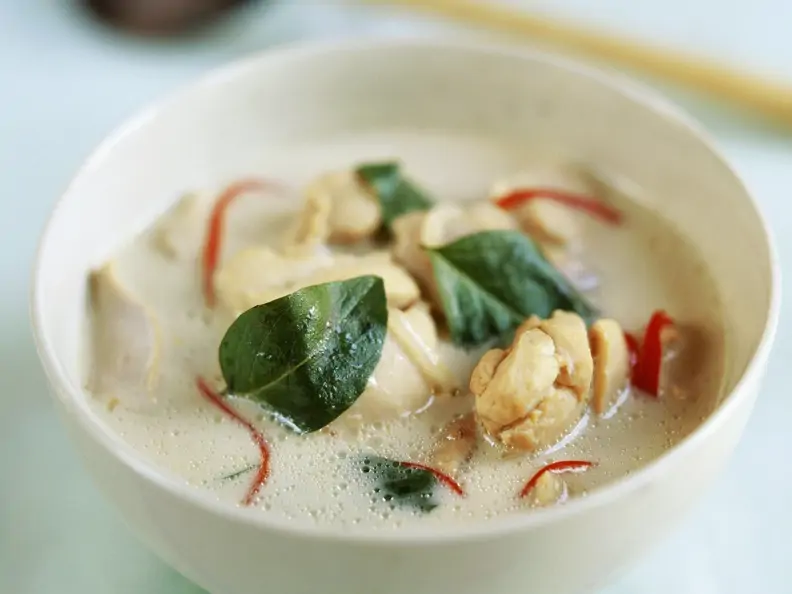Thailändische Hühnchen-Kokos-Suppe
