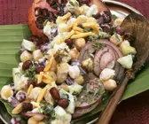 Indischer Kichererbsensalat mit Mandeln und Granatapfelkernen