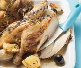 Brathähnchen mit Honigglasur und Kräutern