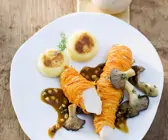 Kaninchenfilet im Möhrenmantel