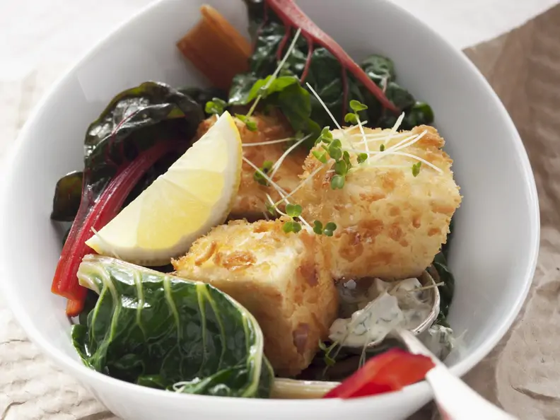 Knusper-Tofu mit Mangold