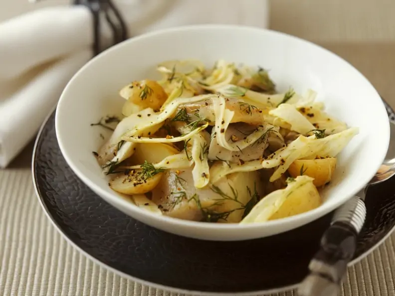 Kartoffel-Fenchel-Salat mit Matjes