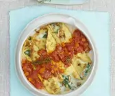 Pikante gefüllte Crêpes mit Gorgonzola, Tomaten und Rosmarin