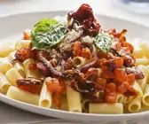 Pasta mit Chorizo und Tomaten