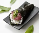 Thunfisch-Sushi mit Negi