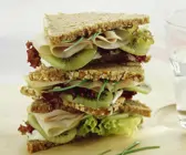 Kiwi-Putenbrust-Sandwich