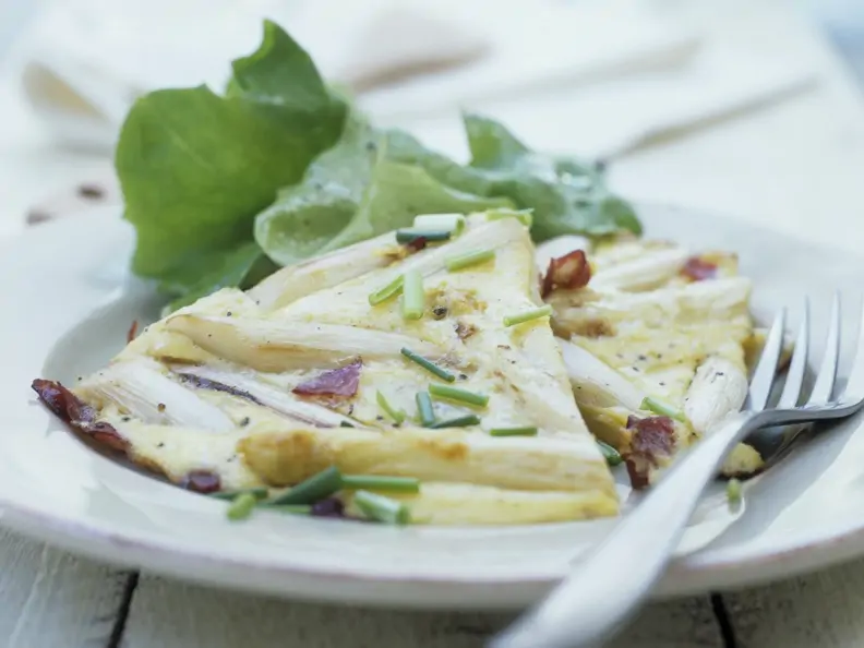 Käse-Spargel-Omelett nach spanischer Art
