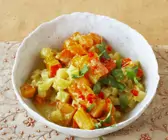 Gemüse-Curry mit Koriander