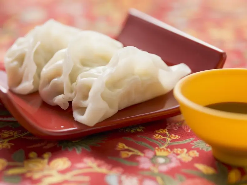 Teigtaschen aus Asien (Wan Tan) mit Sojasoße