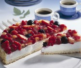Beeren-Quark-Torte