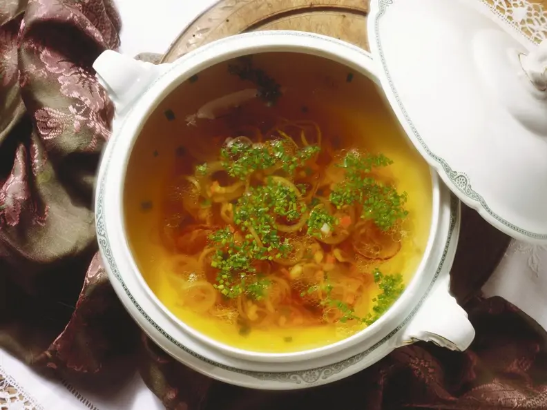 Zwiebelsuppe auf fränkische Art