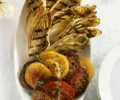 Gegrillte Chicorée mit Tomatensalat
