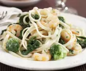 Pasta mit Shrimps und Brokkoli