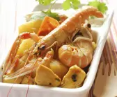 Shrimps-Hühnchen-Curry mit Ananas