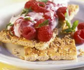 Himbeercreme auf Knäckebrot