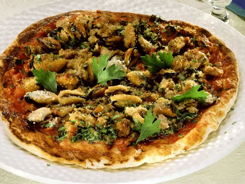 Pizza mit Miesmuscheln