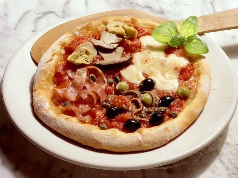 Pizza vier Jahreszeiten (Quattro Stagioni)