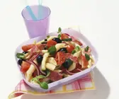 Pastasalat mit Salami
