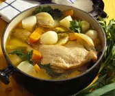 Entensuppe mit Märkischen Rüben (Teltower Rübchen)