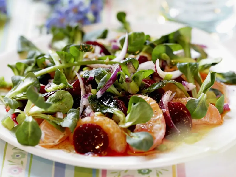 Rapunzelsalat mit Roter Bete und Orange