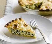 Pie mit Reis und Spargel