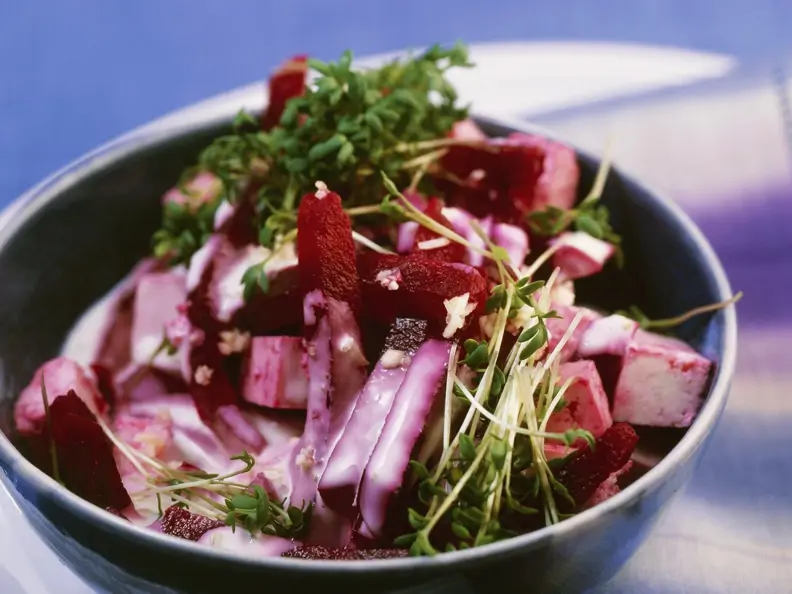 Salat mit Tofu und Rote-Bete