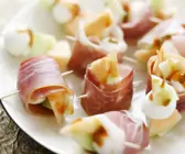 Mozzarella-Schinken-Röllchen