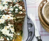 Lasagne mit Lammhack, Zucchini, Minze und Schafskäse