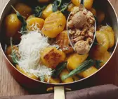 Gnocchi aus Kürbis mit Amaretti-Keksen