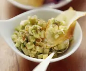Avocado-Knoblauch-Salsa mit Zimt und Vanille