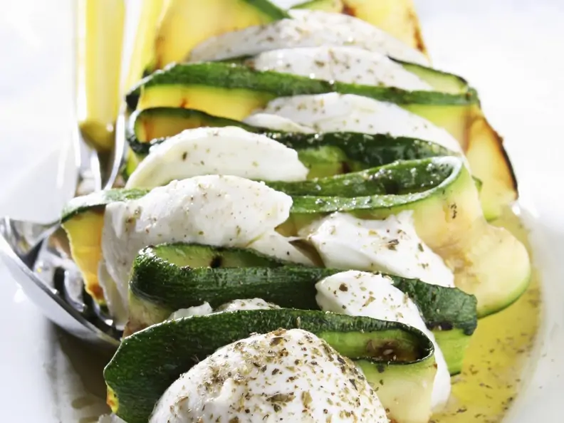 Mozzarella-Zucchini-Spieß