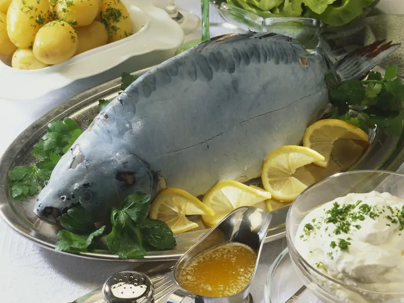 Karpfen blau mit Mehrrettichsahne